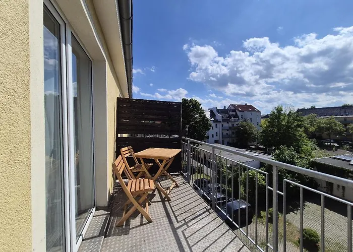 Mikra Homes24 In 公寓